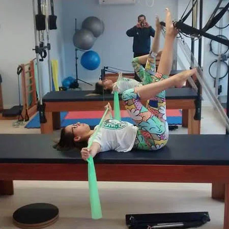 Exercício de Pilates no RF Studio